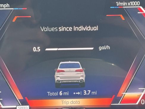 Used 2026 BMW X5 xDrive40i w/ M Sport Package image 24