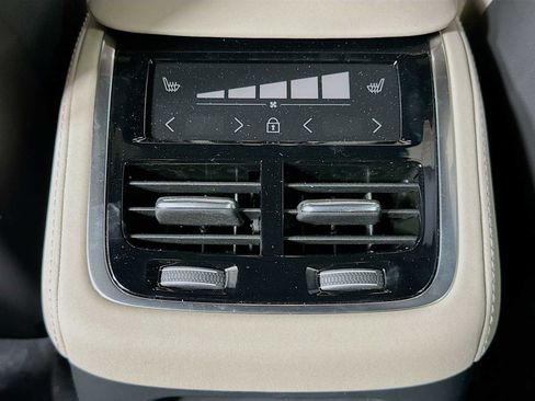 New 2026 Volvo XC90 T8 Plus image 24