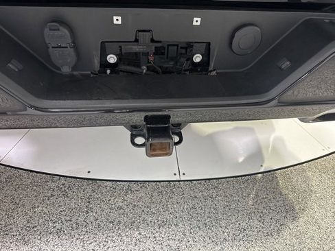 Used 2021 Chevrolet Silverado 1500 LT Trail Boss w/ Convenience Package II image 21