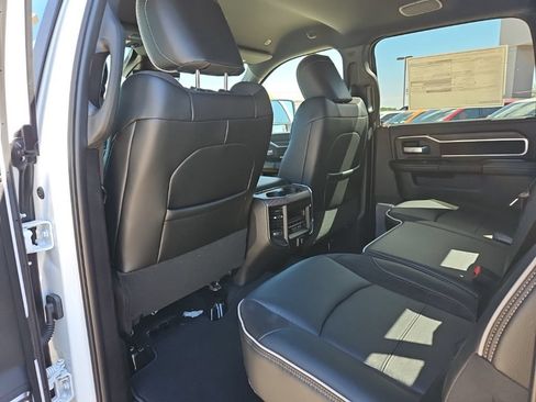 New 2026 RAM 3500 Laramie AWD/4WD image 20
