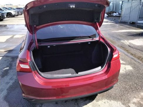 Used 2018 Chevrolet Malibu LT w/ Leather Package image 13