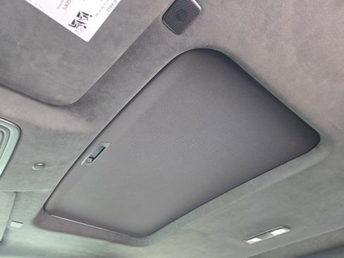 Used 2023 GMC Sierra 1500 Denali Ultimate image 28