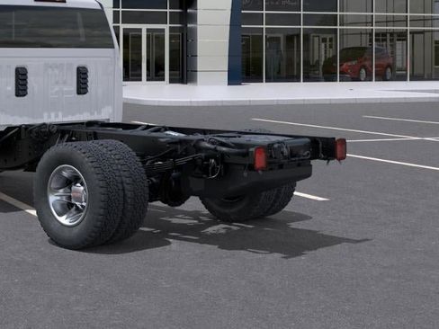 New 2026 GMC Sierra 3500 Pro w/ Convenience Package RWD image 14