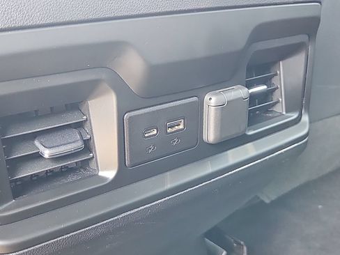 Used 2019 Chevrolet Silverado 1500 LT Trail Boss AWD/4WD image 22