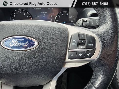 Used 2021 Ford Explorer XLT image 14