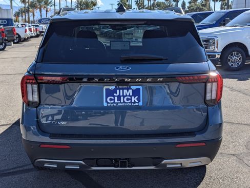 New 2026 Ford Explorer Active w/ Active Comfort Package image 3