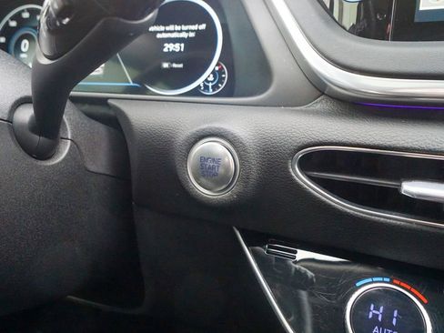 Used 2020 Hyundai Sonata Limited image 22