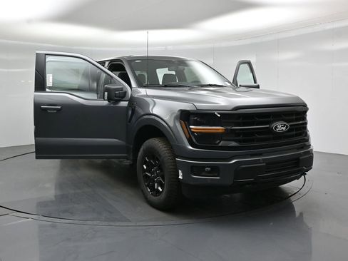 New 2026 Ford F150 XLT w/ Equipment Group 302A MID AWD/4WD image 29