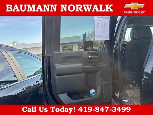 Used 2020 GMC Sierra 2500 4x4 Crew Cab w/ Convenience Package image 22