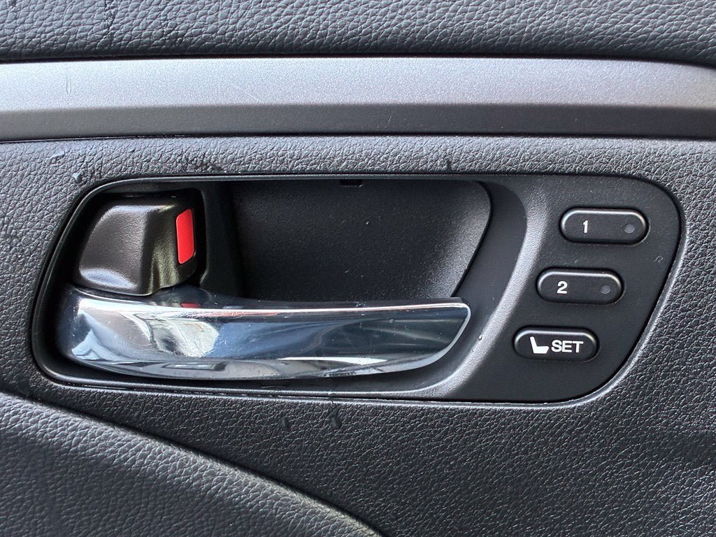 Used 2022 Honda Pilot Special Edition image 16