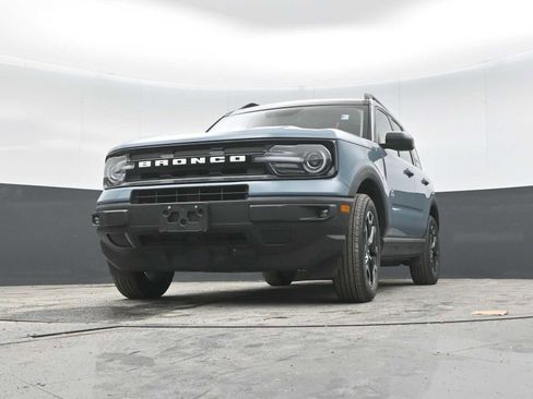 Used 2023 Ford Bronco Sport Outer Banks w/ Tech Package AWD/4WD image 25