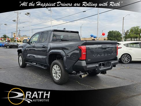 Used 2025 Toyota Tacoma SR RWD image 7