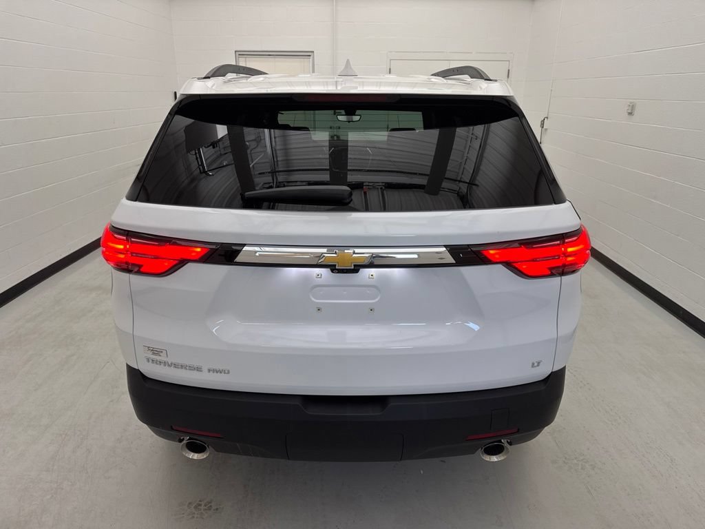 Used 2023 Chevrolet Traverse LT w/ LT Premium Package AWD/4WD image 5