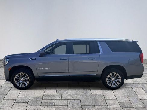 Used 2021 GMC Yukon XL Denali image 4