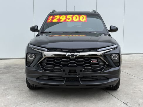 Used 2026 Chevrolet TrailBlazer RS w/ Convenience Package AWD/4WD image 3