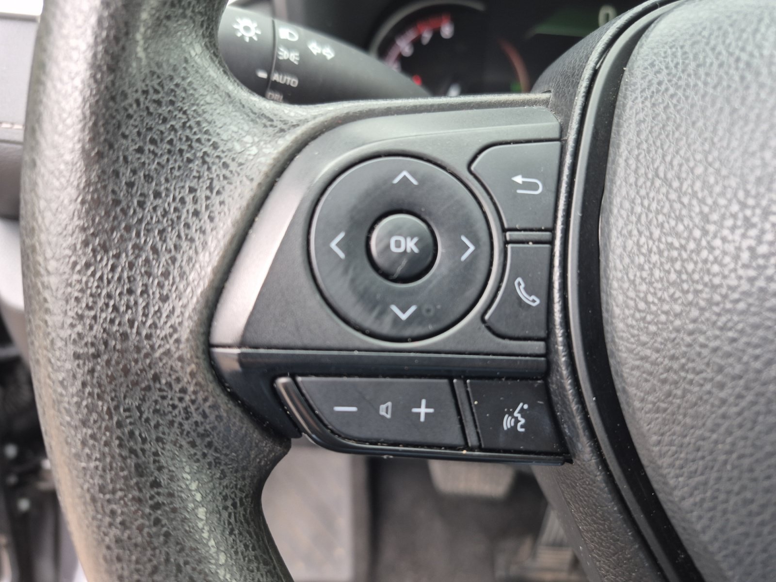 Certified 2025 Toyota RAV4 XLE AWD/4WD image 26