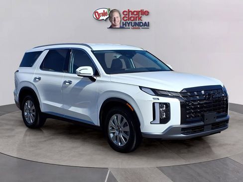 Used 2025 Hyundai Palisade SEL FWD image 7