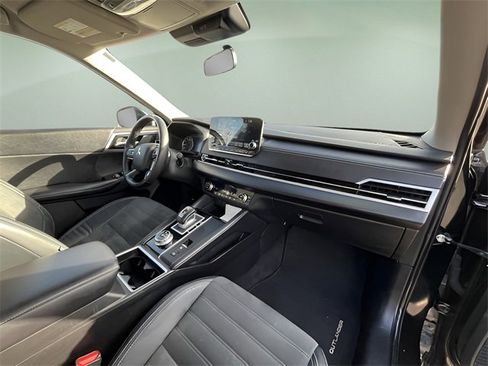 Used 2023 Mitsubishi Outlander SE image 37