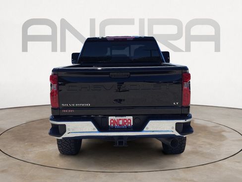 Used 2024 Chevrolet Silverado 2500 LT w/ Texas Edition AWD/4WD image 9