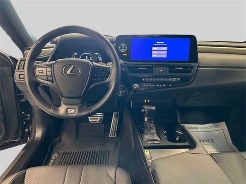 Used 2023 Lexus ES 300h F Sport image 24