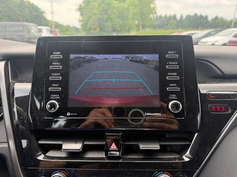 Used 2023 Toyota Camry SE FWD image 14