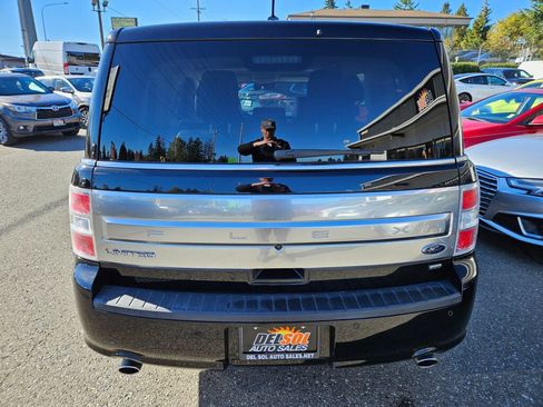 Used 2018 Ford Flex Limited image 12