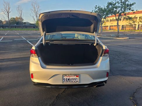Used 2018 Hyundai Sonata SEL FWD image 8