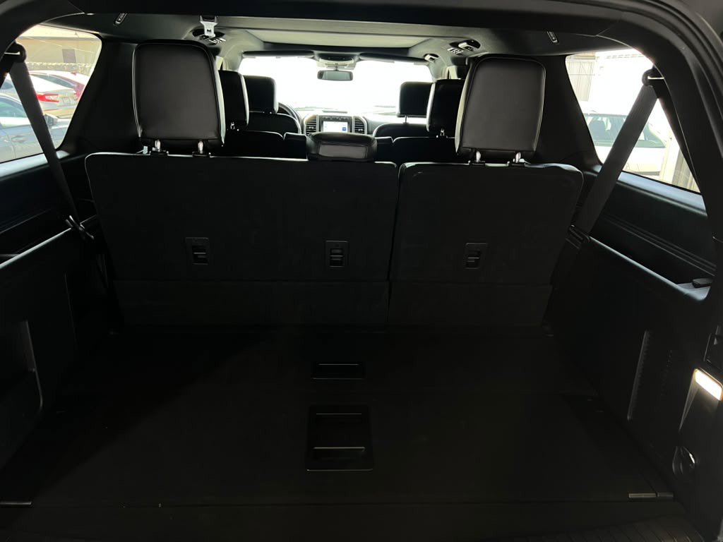 Used 2021 Ford Expedition Max XLT RWD image 5