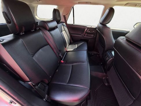 Used 2018 Toyota 4Runner TRD Off-Road Premium image 27