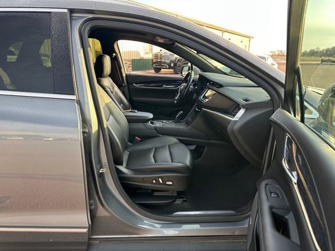 Used 2021 Cadillac XT5 Premium Luxury image 28