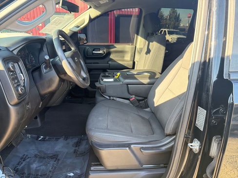 Used 2019 Chevrolet Silverado 1500 Custom Trail Boss w/ Custom Convenience Package AWD/4WD image 19