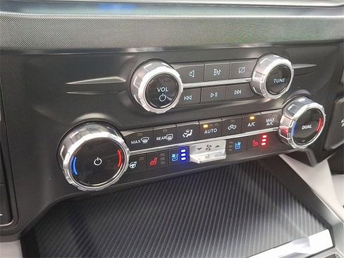 Certified 2024 Ford F450 Limited w/ FX4 Off-Road Package image 16