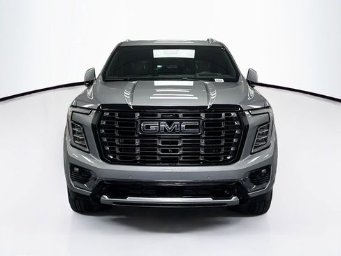 Used 2025 GMC Yukon Denali Ultimate image 2