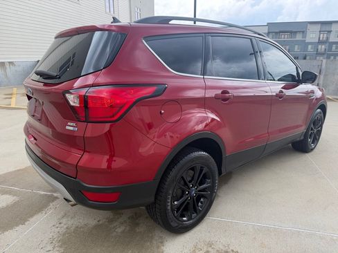 Used 2019 Ford Escape SEL AWD/4WD image 3
