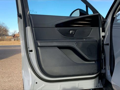 New 2026 Lincoln Nautilus Premier w/ Jet Appearance Package image 10