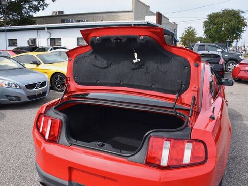 Used 2012 Ford Mustang V6 Premium 2dr Fastback image 7