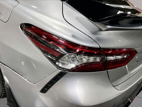Used 2021 Toyota Camry XSE FWD image 29