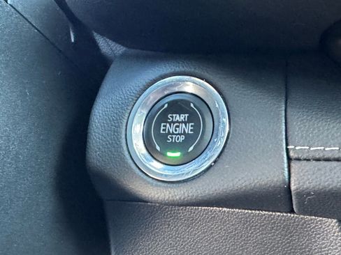 Used 2023 Buick Envision Preferred image 30