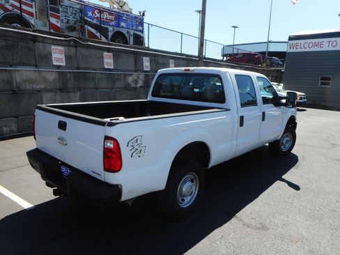 Used 2012 Ford F250 XL w/ PWR Equipment Group AWD/4WD image 11