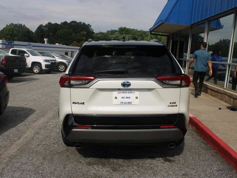 Used 2020 Toyota RAV4 XSE w/ XSE Grade Weather Package AWD/4WD image 5