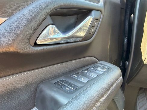 Used 2021 GMC Yukon Denali AWD/4WD image 21