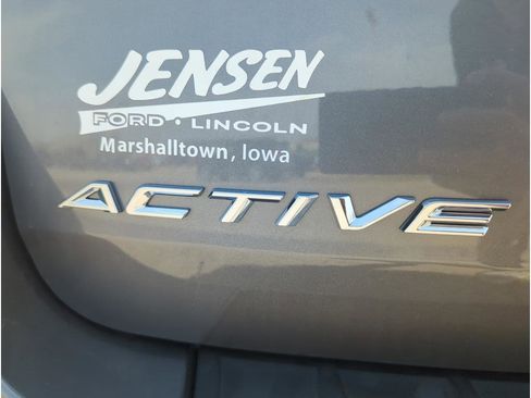 New 2025 Ford Explorer Active image 7