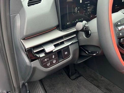 New 2026 Kia Sportage SX Prestige image 12