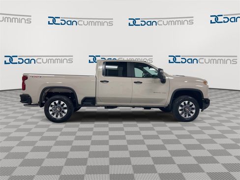 New 2026 Chevrolet Silverado 2500 Custom w/ Custom Value Package image 9