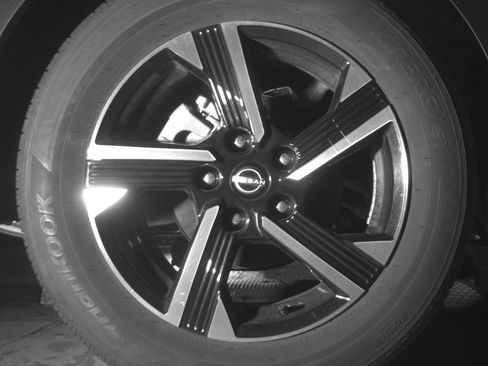 Used 2025 Nissan Sentra SV image 14