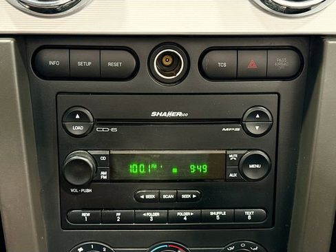 Used 2006 Ford Mustang GT image 11