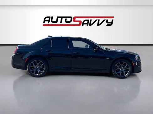 Used 2021 Chrysler 300 S RWD image 8