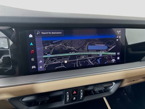 Certified 2025 Porsche Cayenne S AWD/4WD image 16