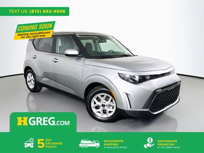 Used 2025 Kia Soul LX w/ LX Technology Package