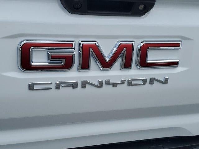 New 2026 GMC Canyon AT4 AWD/4WD image 11